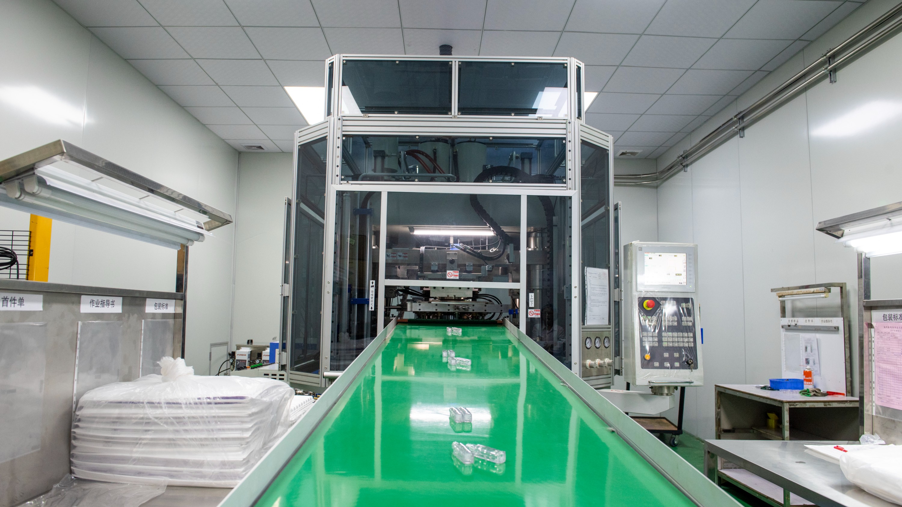 用注塑模具好還是吹塑模具好？